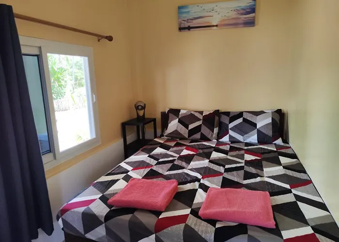Turtles Place -chay's Holiday home San Francisco (Cebu)